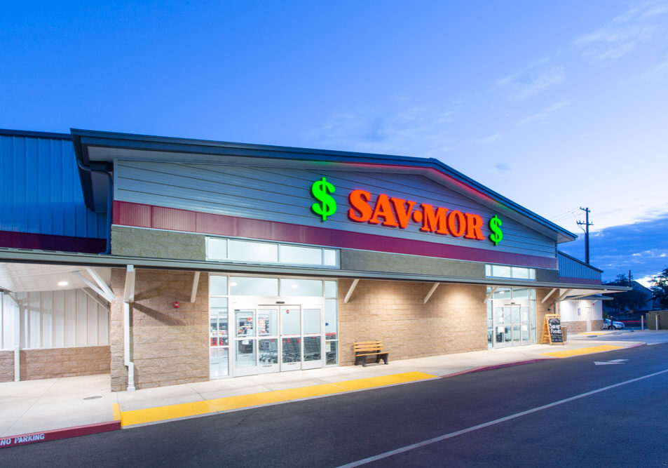 Sav-Mor Grocery Store - Gridley, CA-8