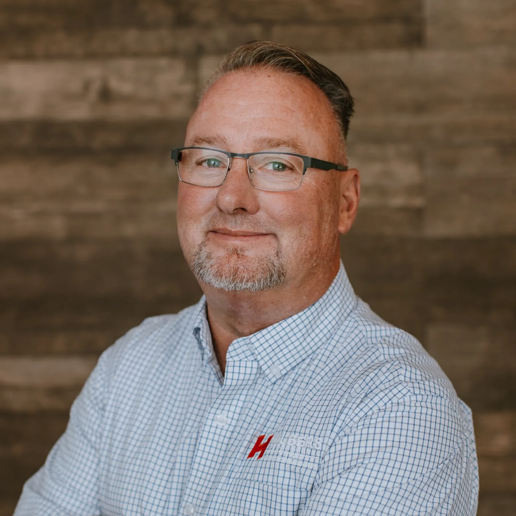 Headshot Dave Vaughn