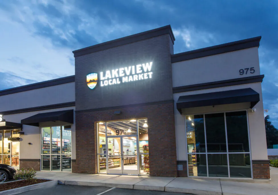 LakeviewLocal_0073